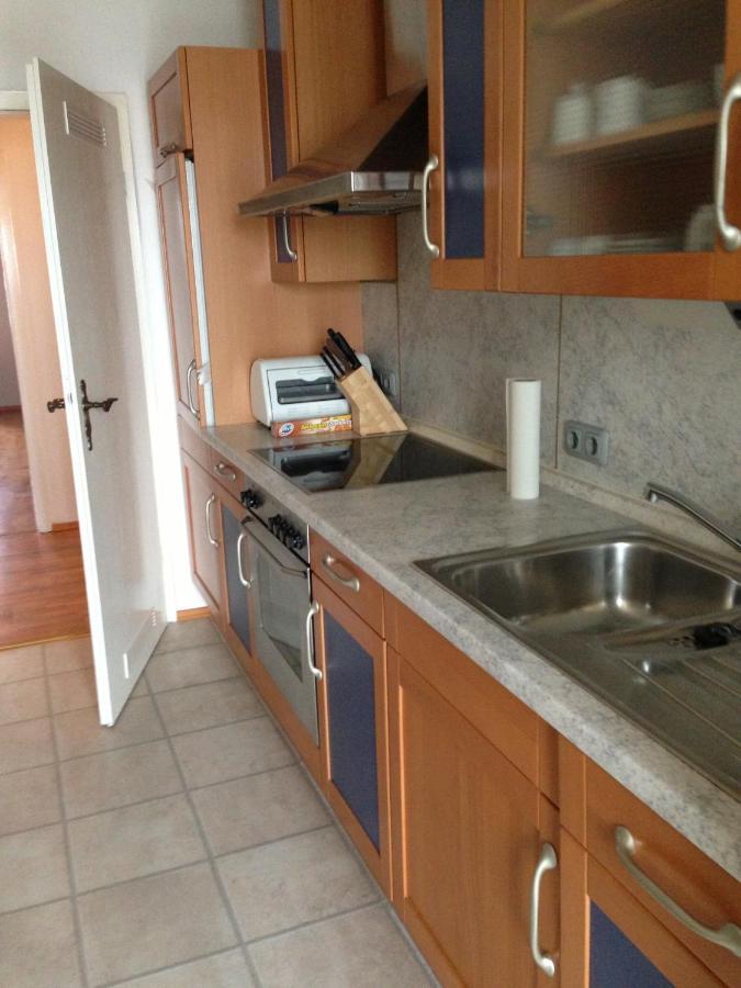 فيلهلمسهافن Sudstadt-Fewo Mit Grossem Balkon Nahe City Und Meer - Uber Den Dachern Von Whv المظهر الخارجي الصورة