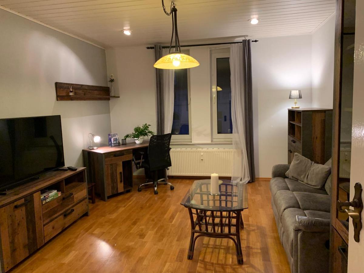 فيلهلمسهافن Sudstadt-Fewo Mit Grossem Balkon Nahe City Und Meer - Uber Den Dachern Von Whv المظهر الخارجي الصورة